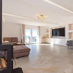 Dalmatian Dream * Zara